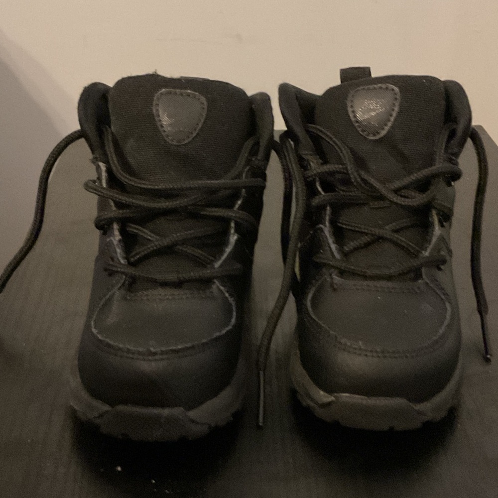 Nike Kids Black Boots
